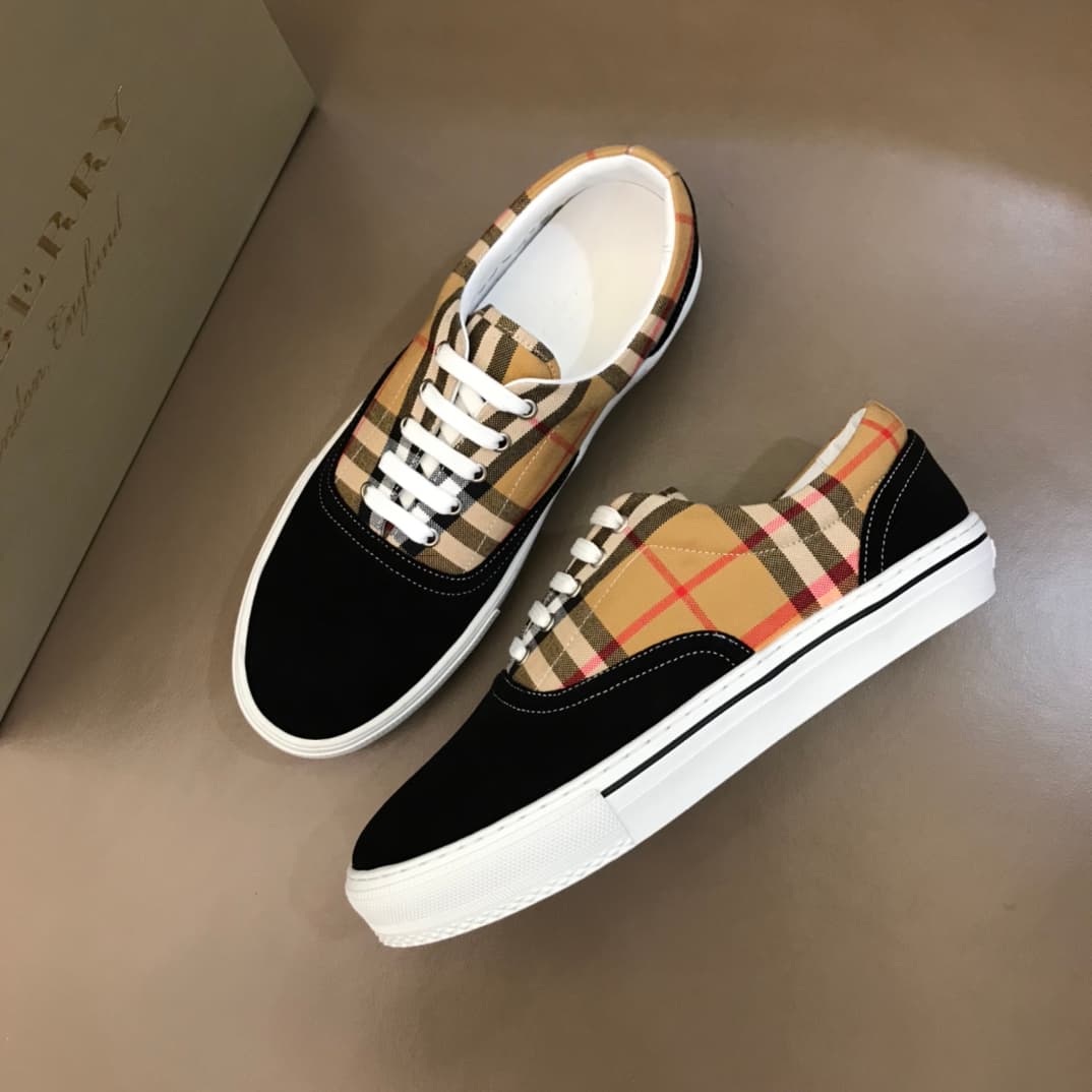 Burberry Shoes 2