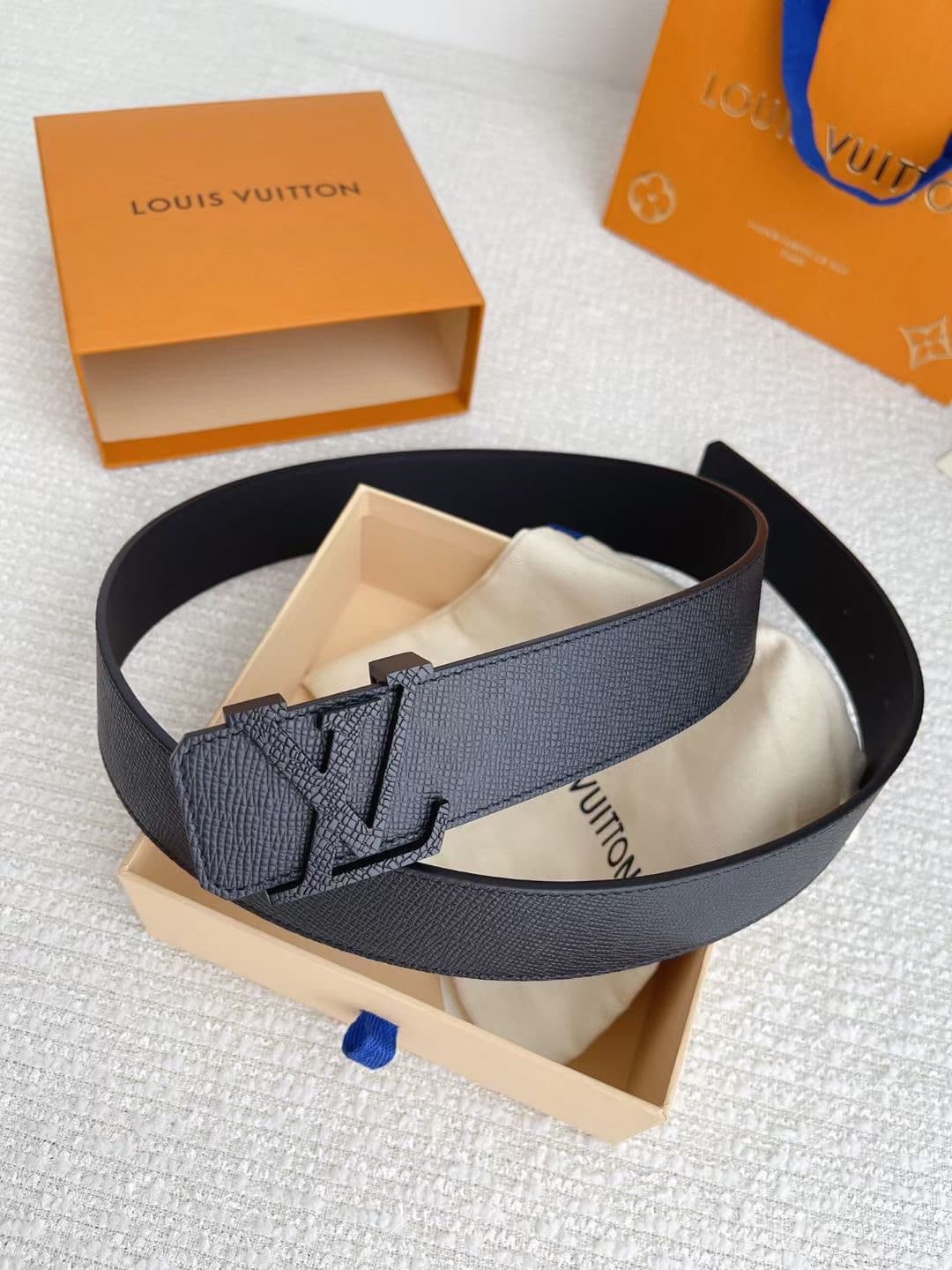 LV Belt 4