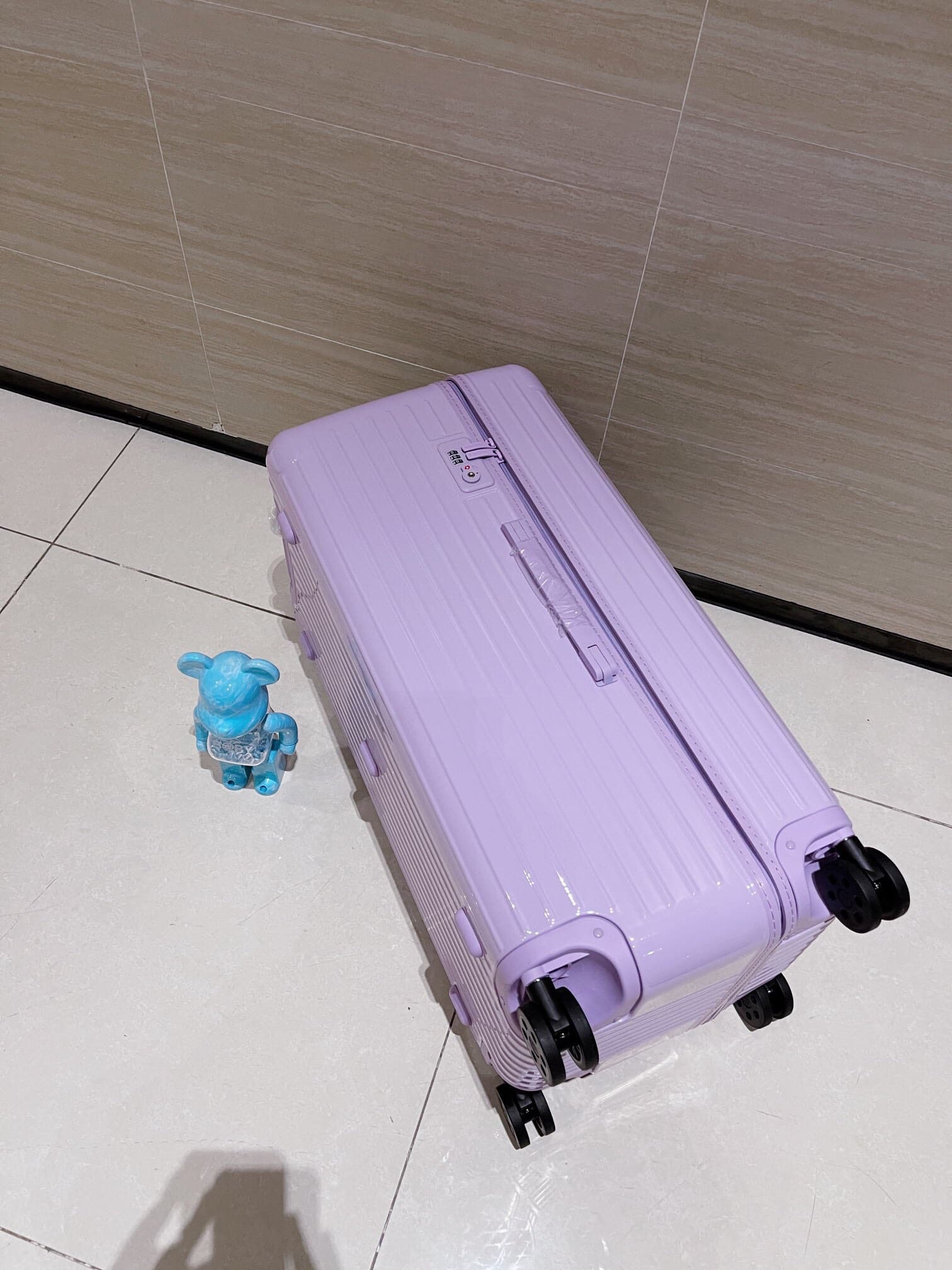 Luggage 6