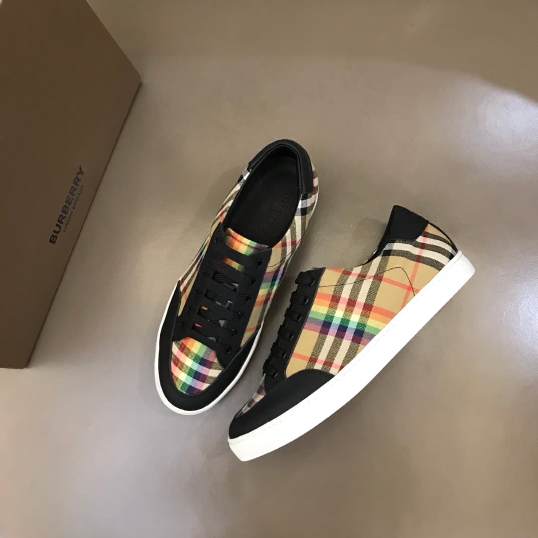 Burberry Shoes 2