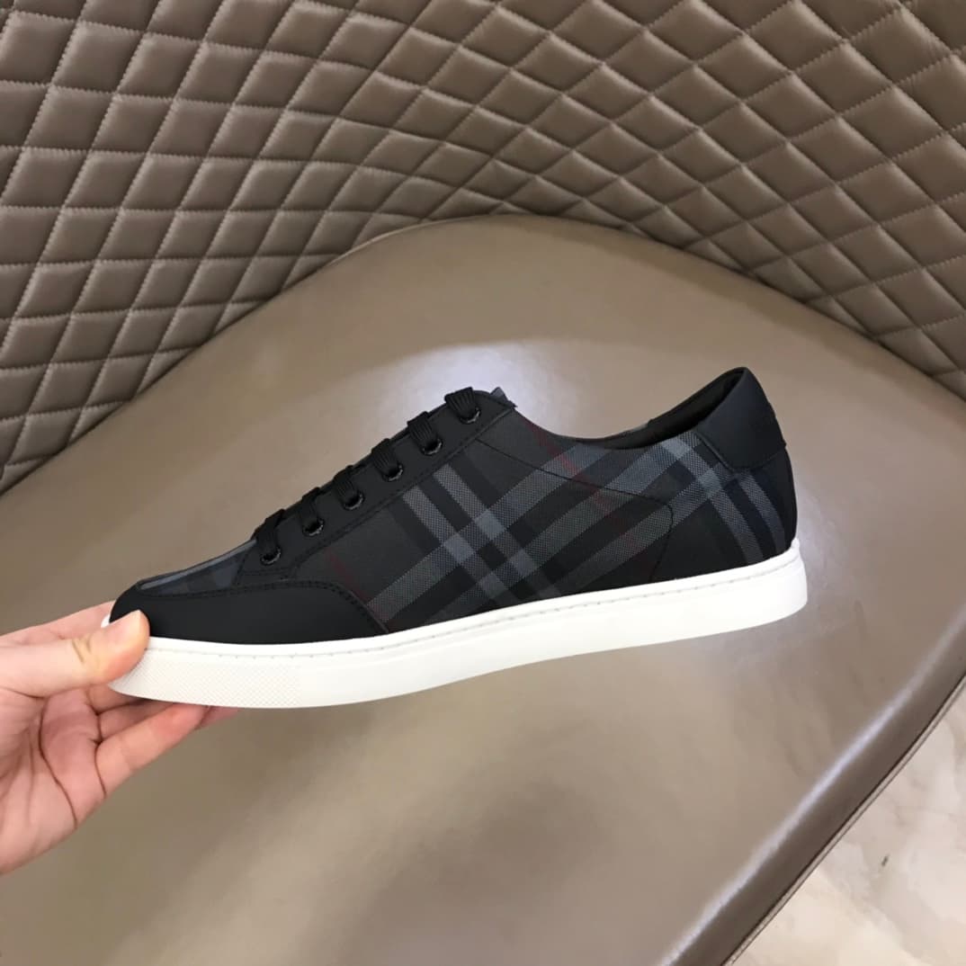 Burberry Shoes 8