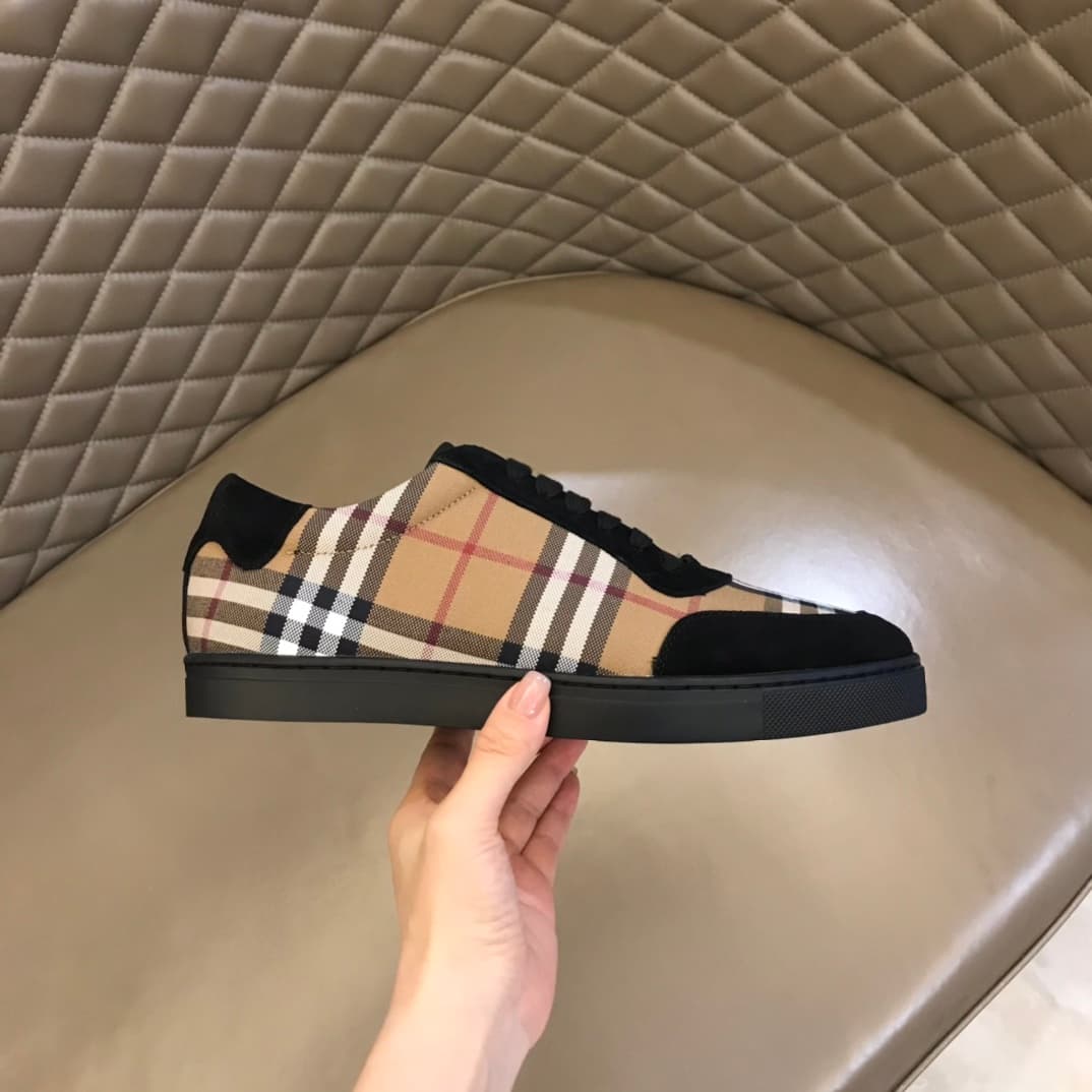 Burberry Shoes 6