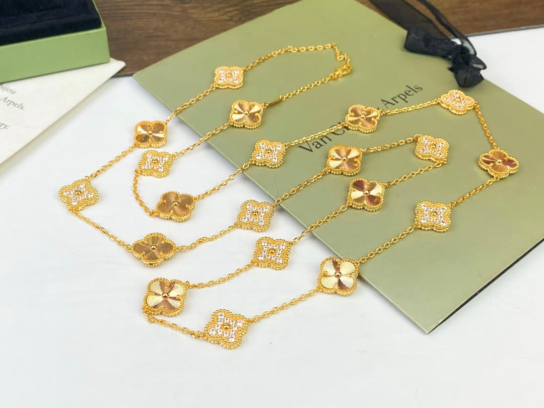 Van Cleef & Arpels Jewelry 4