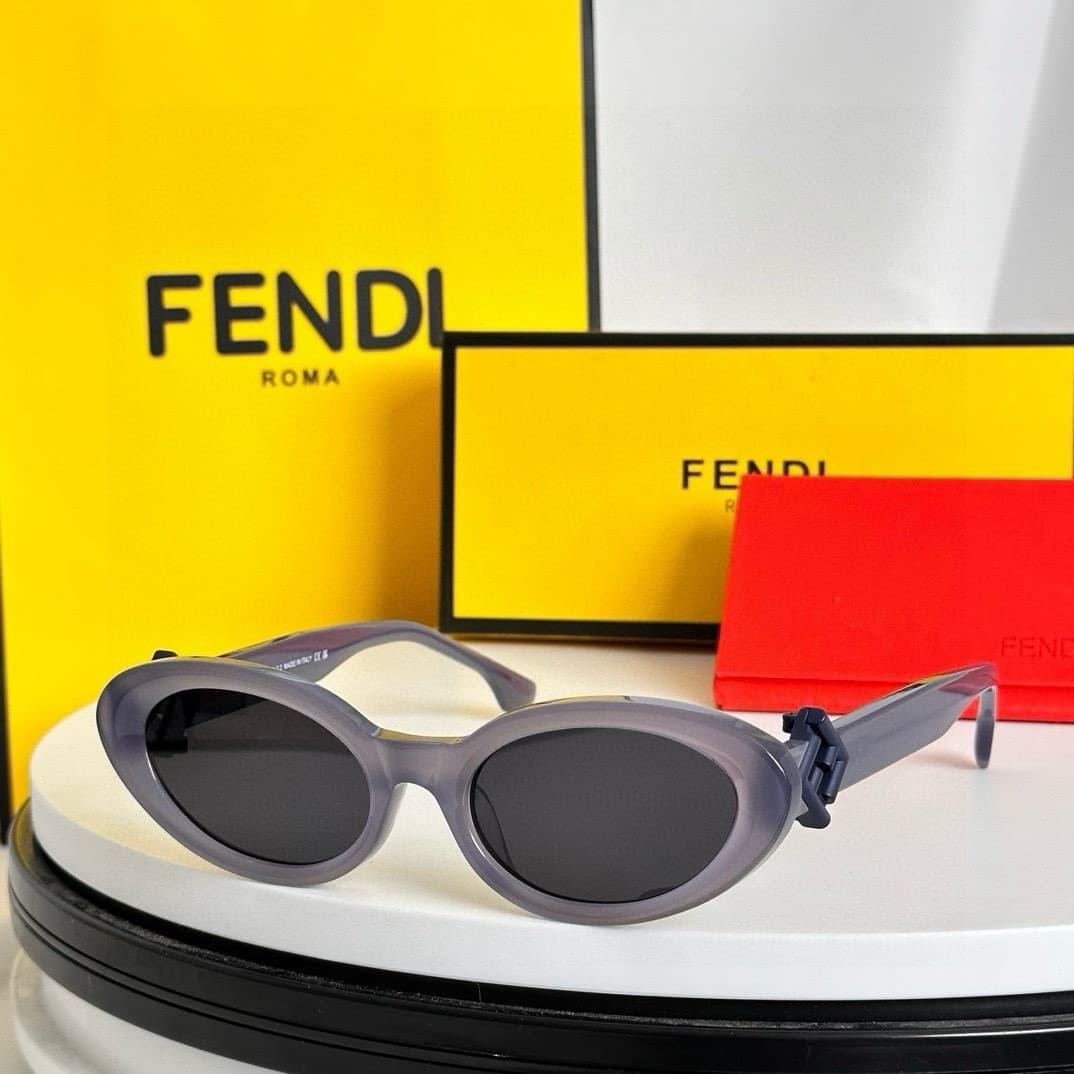 Fendi Glasses 8