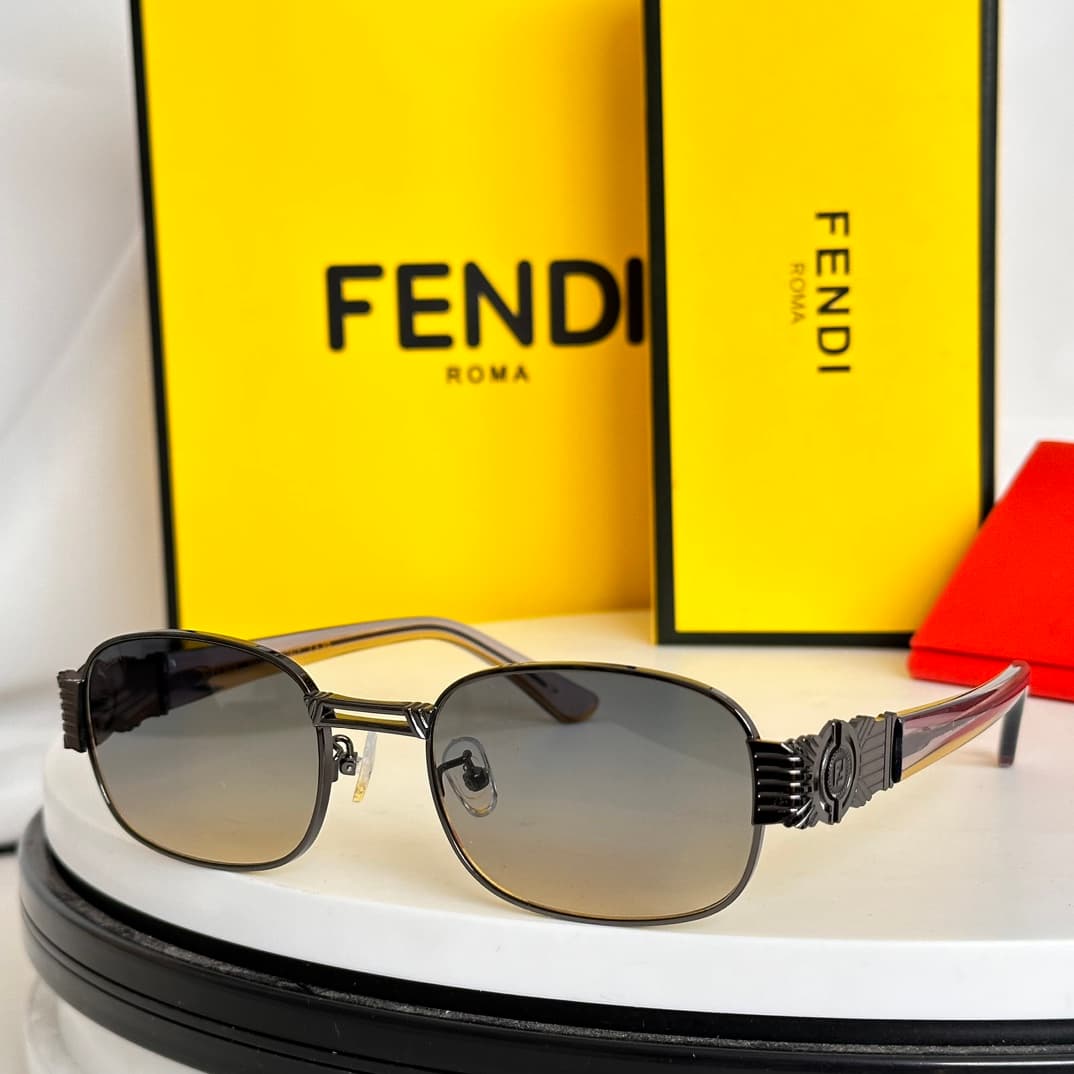 Fendi Glasses 2
