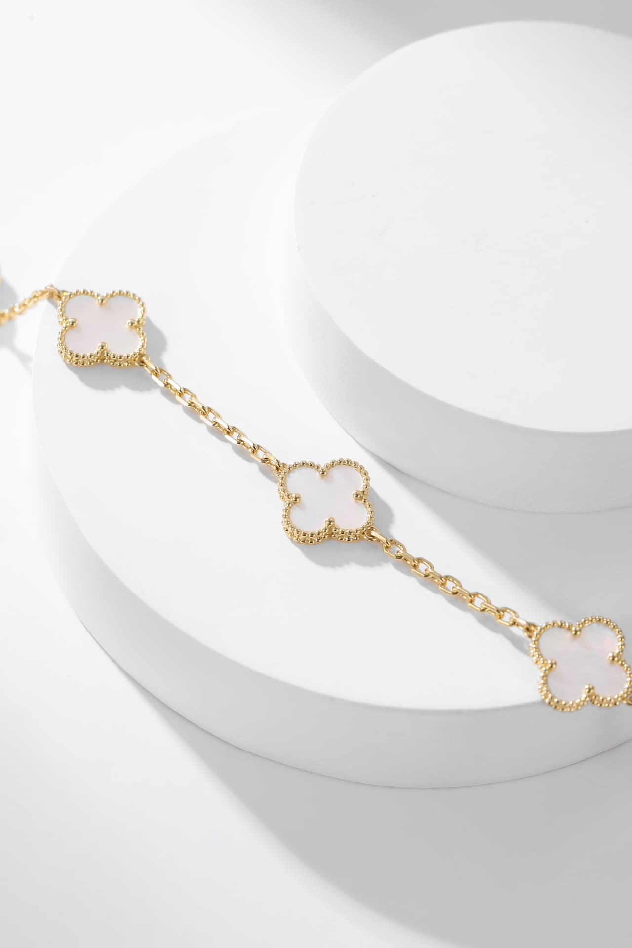 Van Cleef & Arpels Jewelry 7