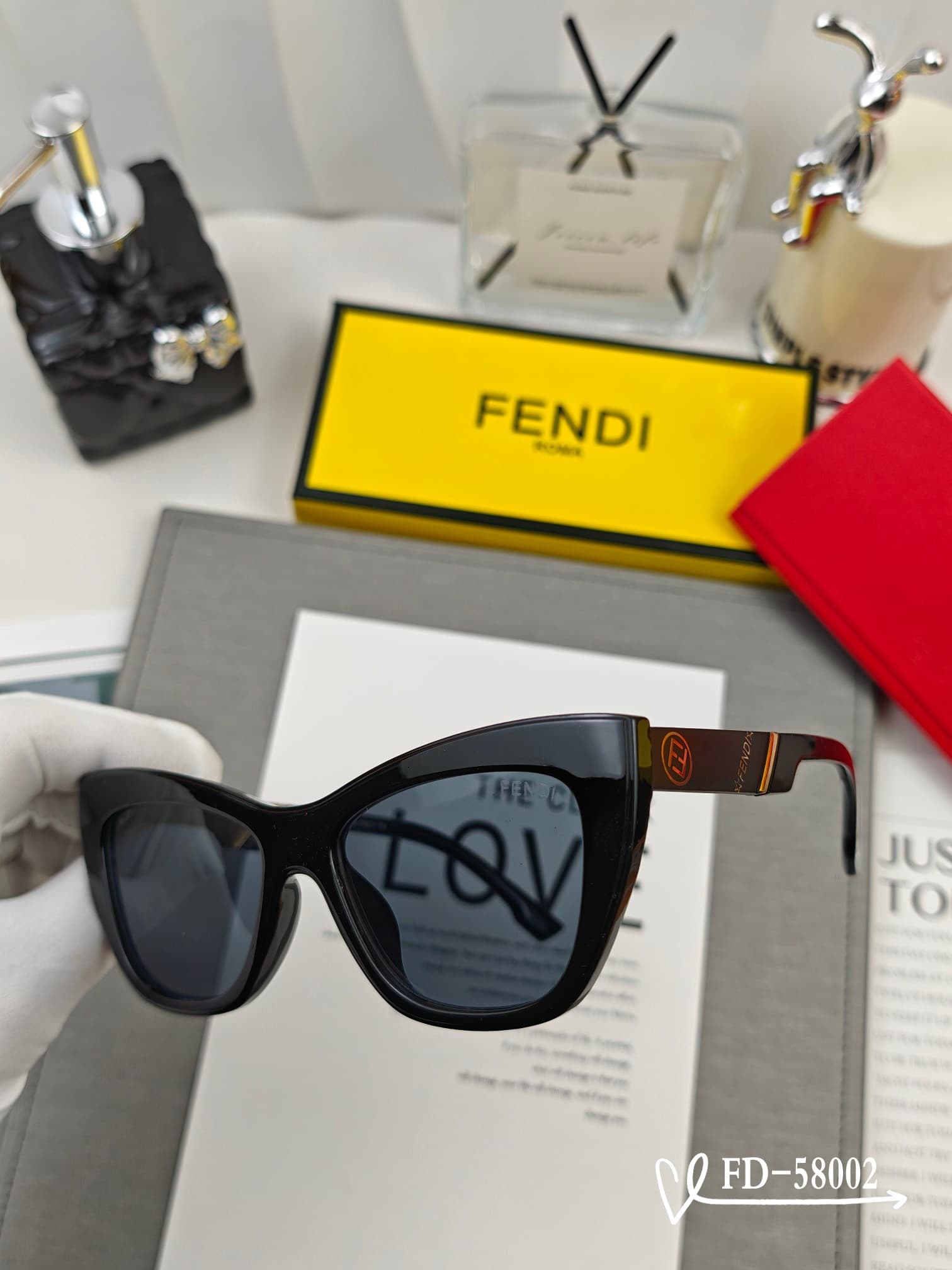 Fendi Glasses 4