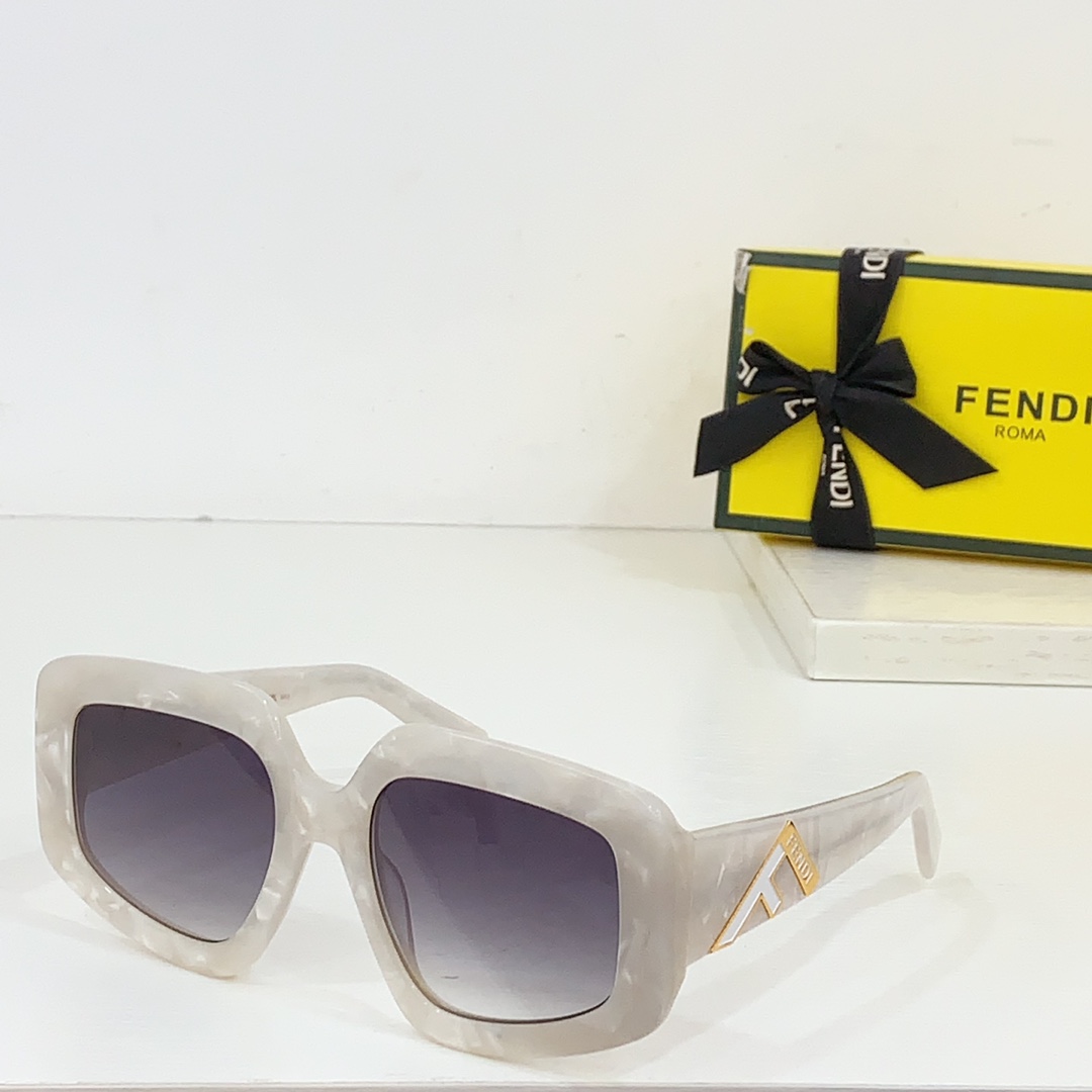 Fendi Glasses 4