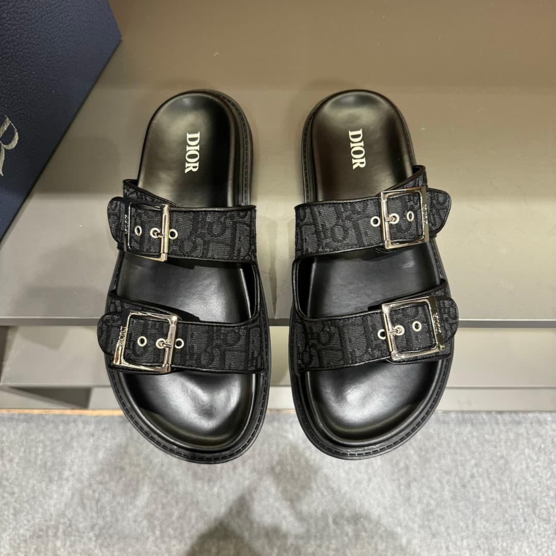 Dior Shoes