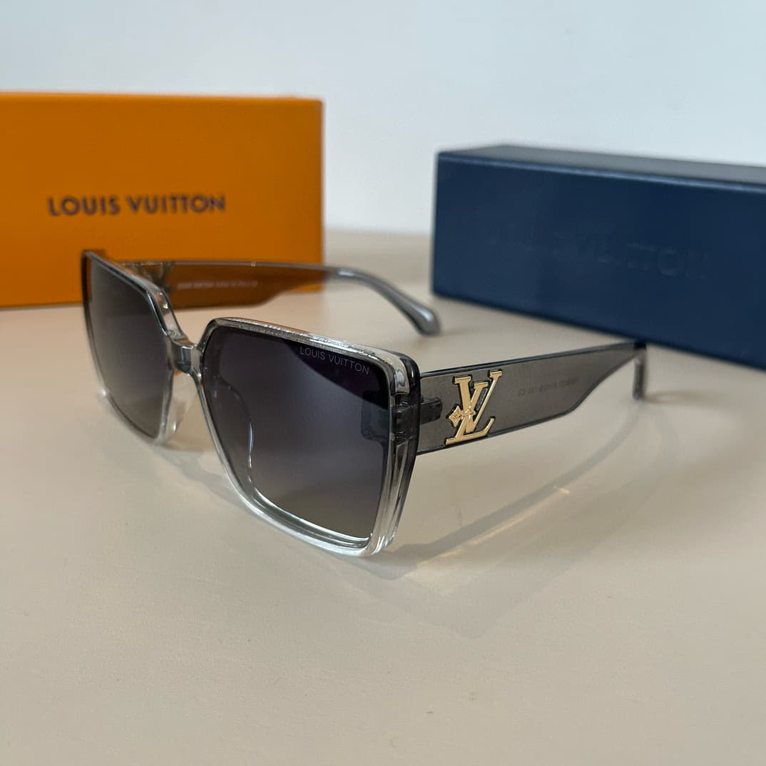 Louis Vuitton Glasses 3