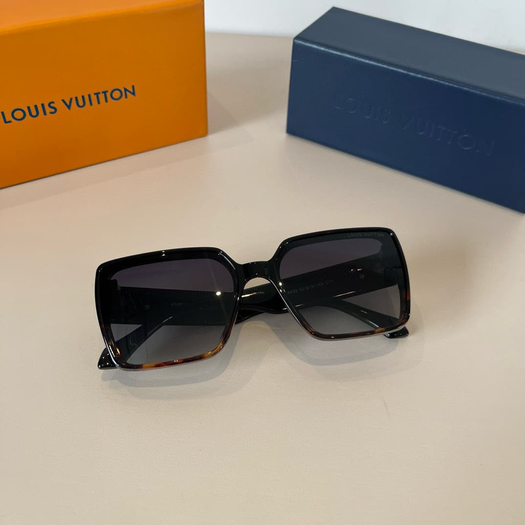 Louis Vuitton Glasses 2