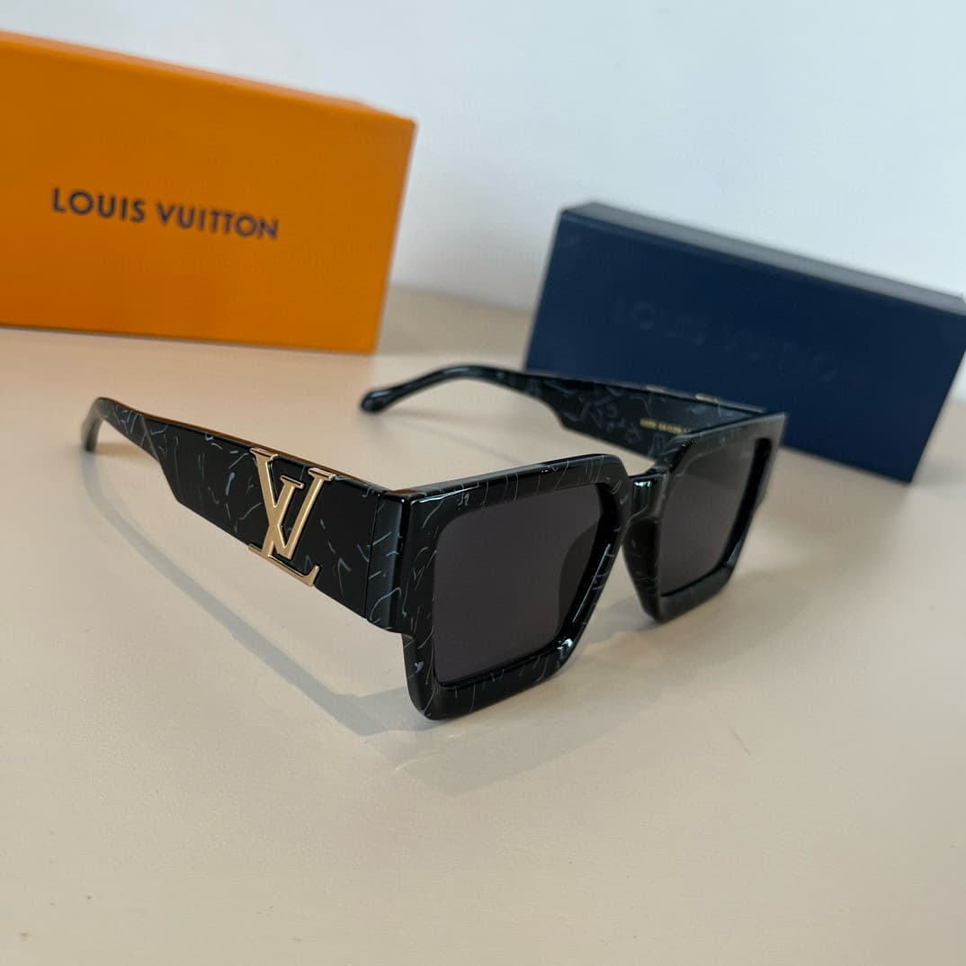 Louis Vuitton Glasses