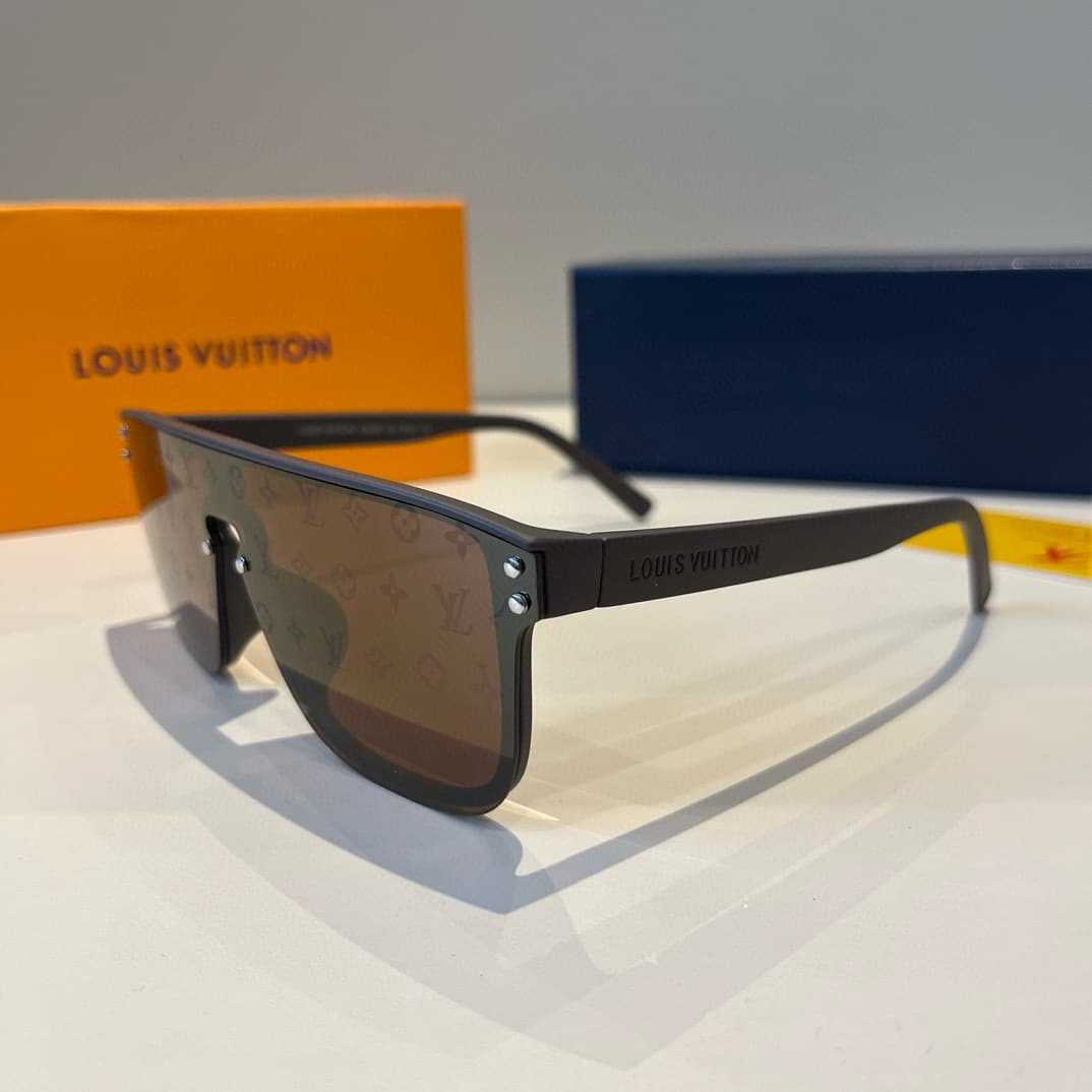 Louis Vuitton Glasses 3