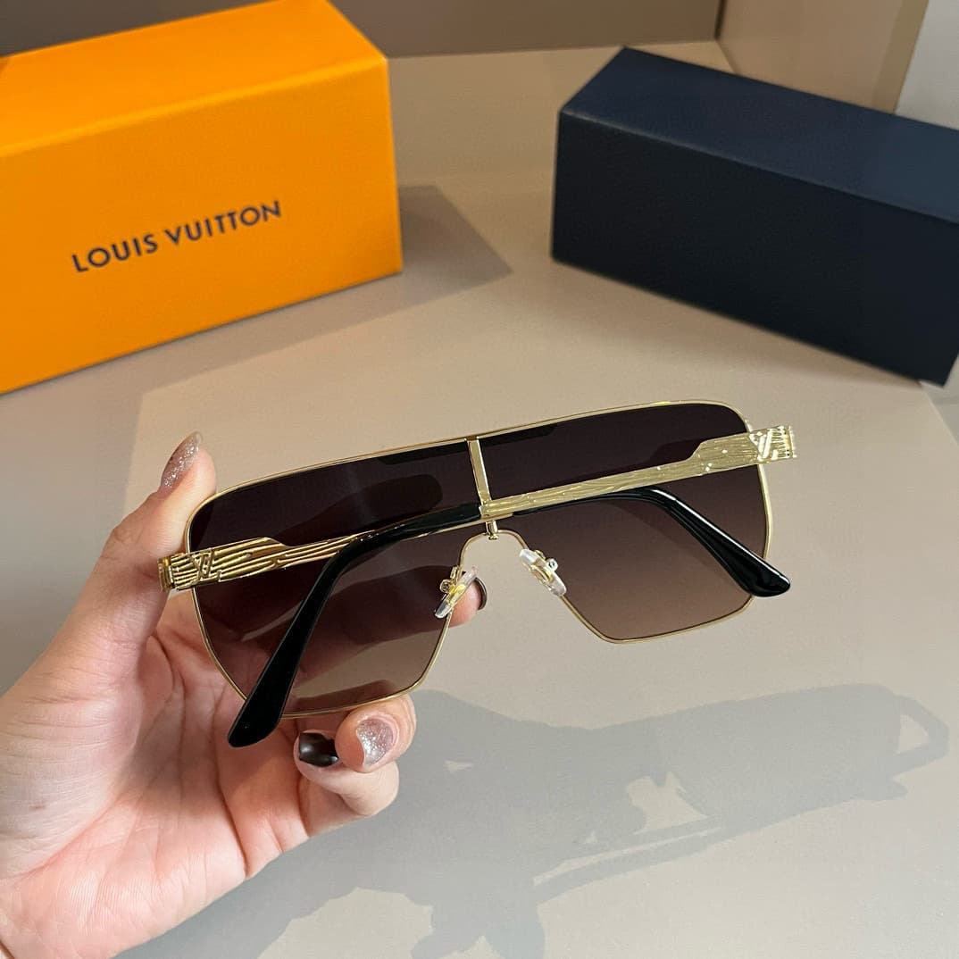 Louis Vuitton Glasses 8