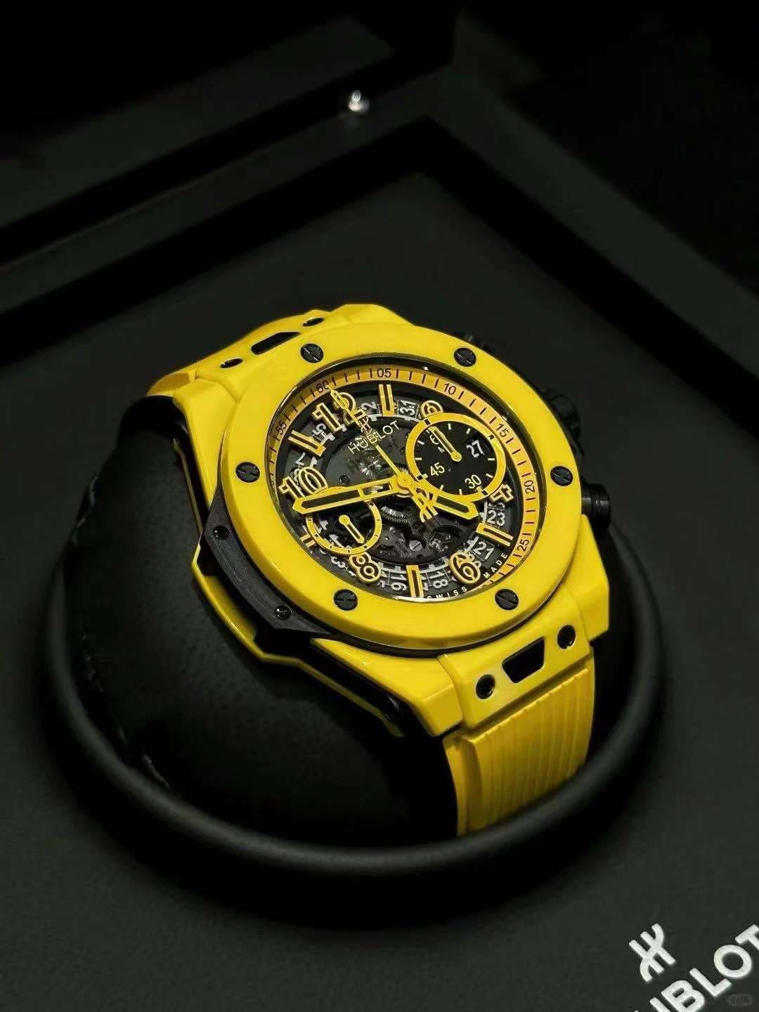 HUBLOT 4