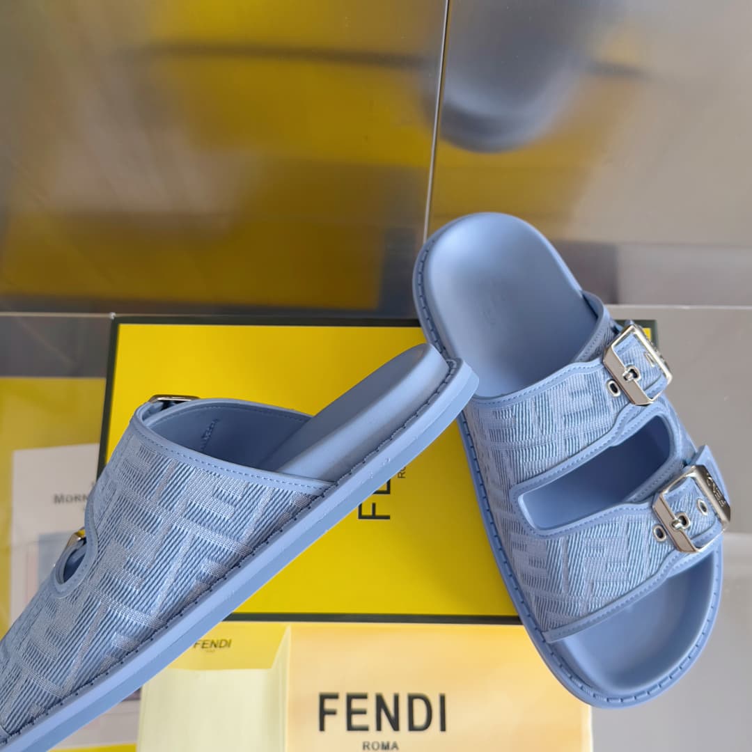 Fendi Shoes 3