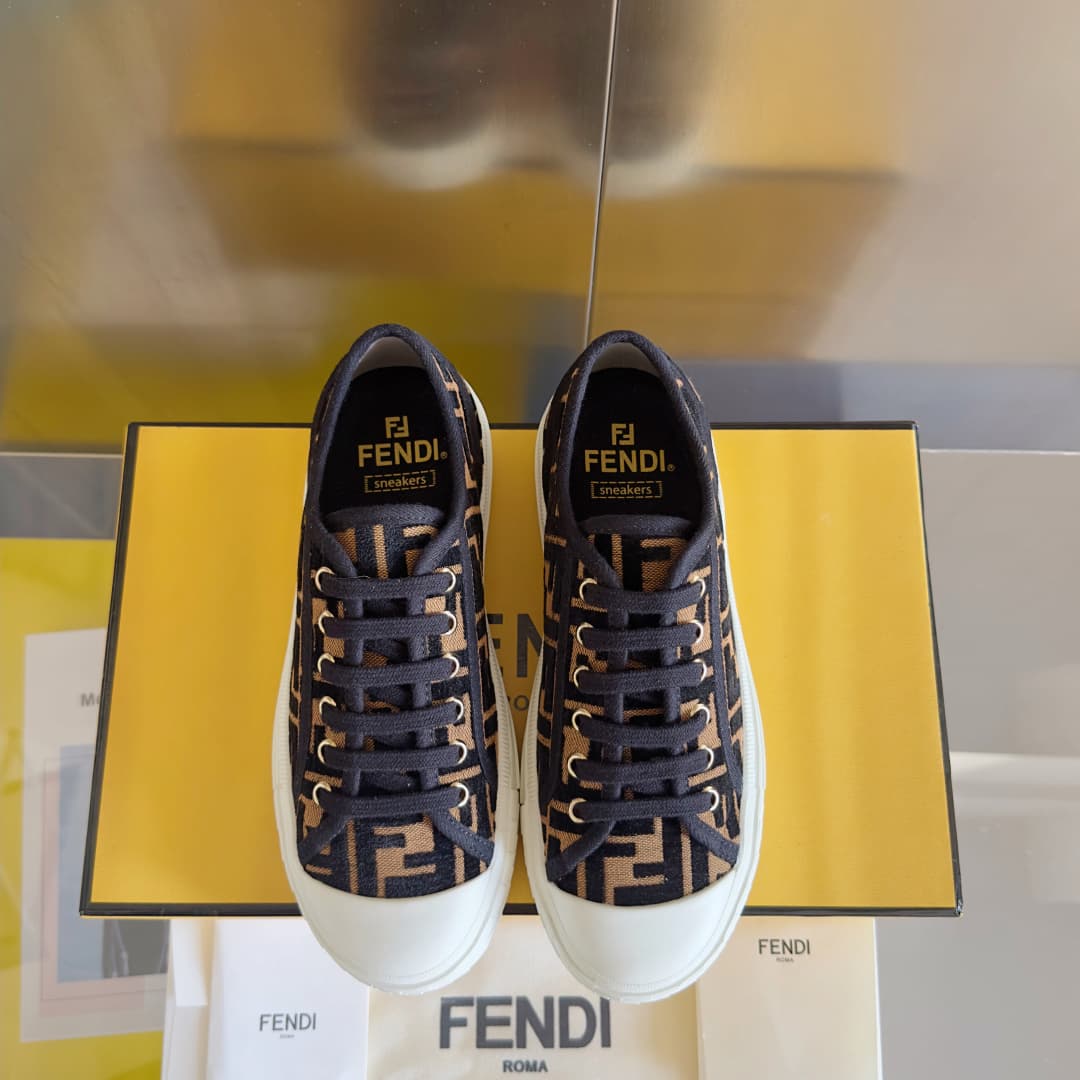 Fendi Shoes 7